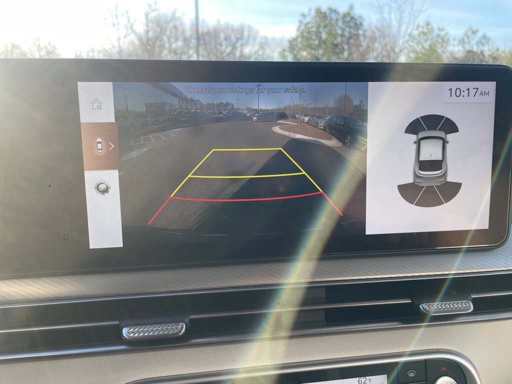 Used 2024 Genesis GV60 RWD image 15