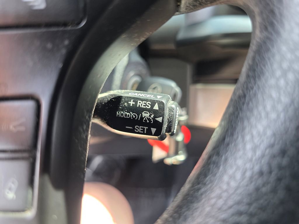 Used 2022 Toyota Tacoma SR image 32