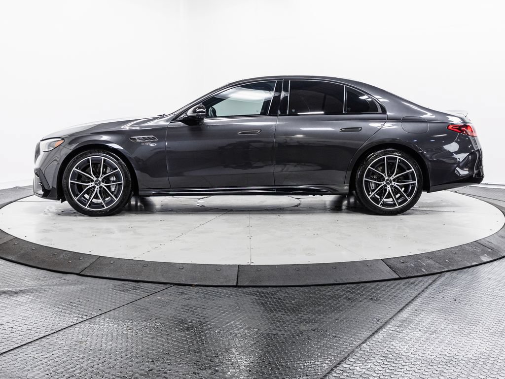 Used 2025 Mercedes-Benz E 53 AMG e 4MATIC Sedan w/ Multicontour Seating Package image 4