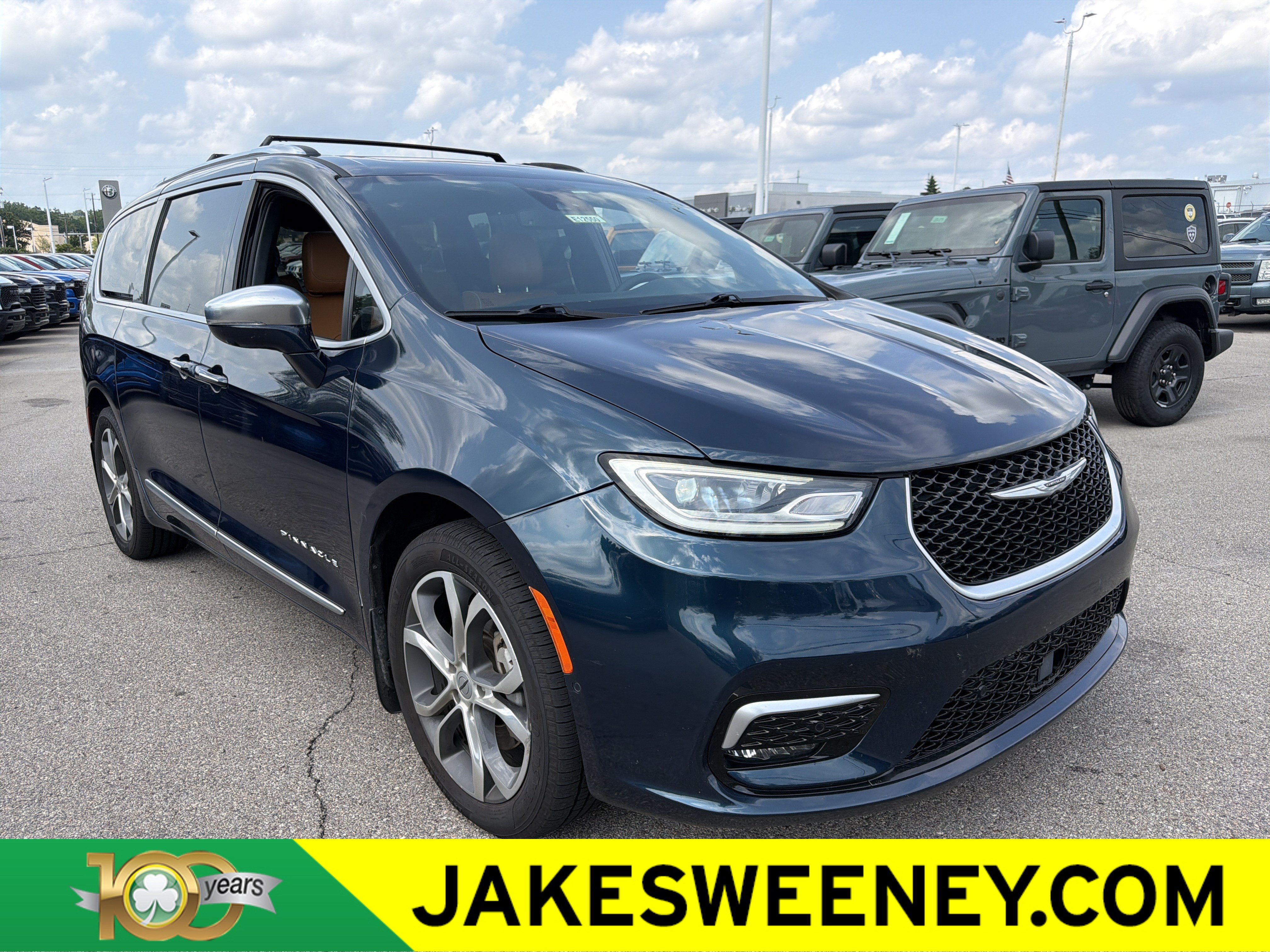 Used 2022 Chrysler Pacifica Pinnacle