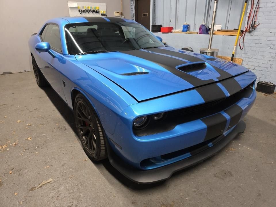 Used 2016 Dodge Challenger SRT Hellcat RWD image 2