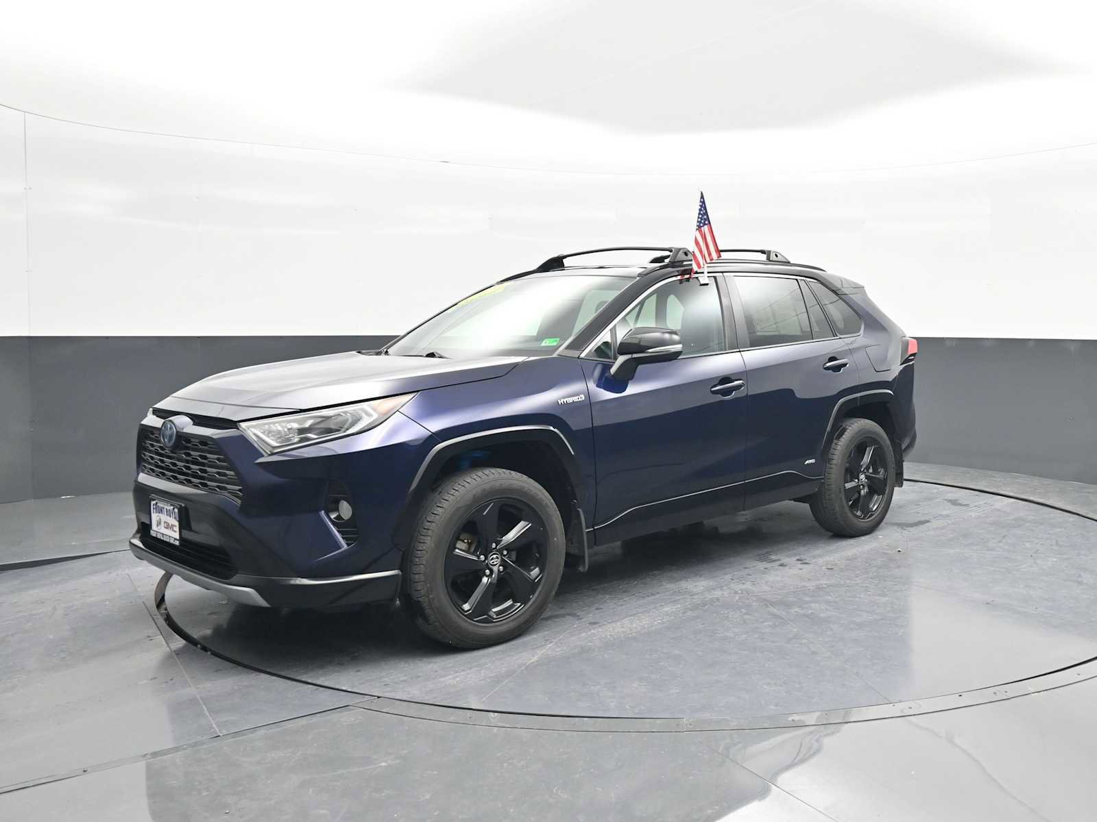 Used 2020 Toyota RAV4 XSE image 4