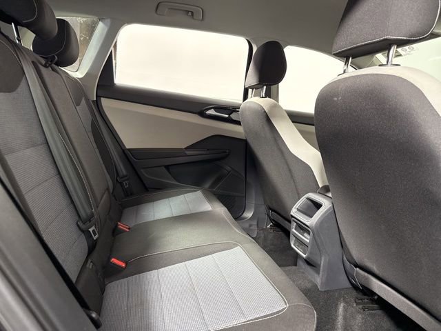 Used 2025 Volkswagen Taos S AWD/4WD image 15