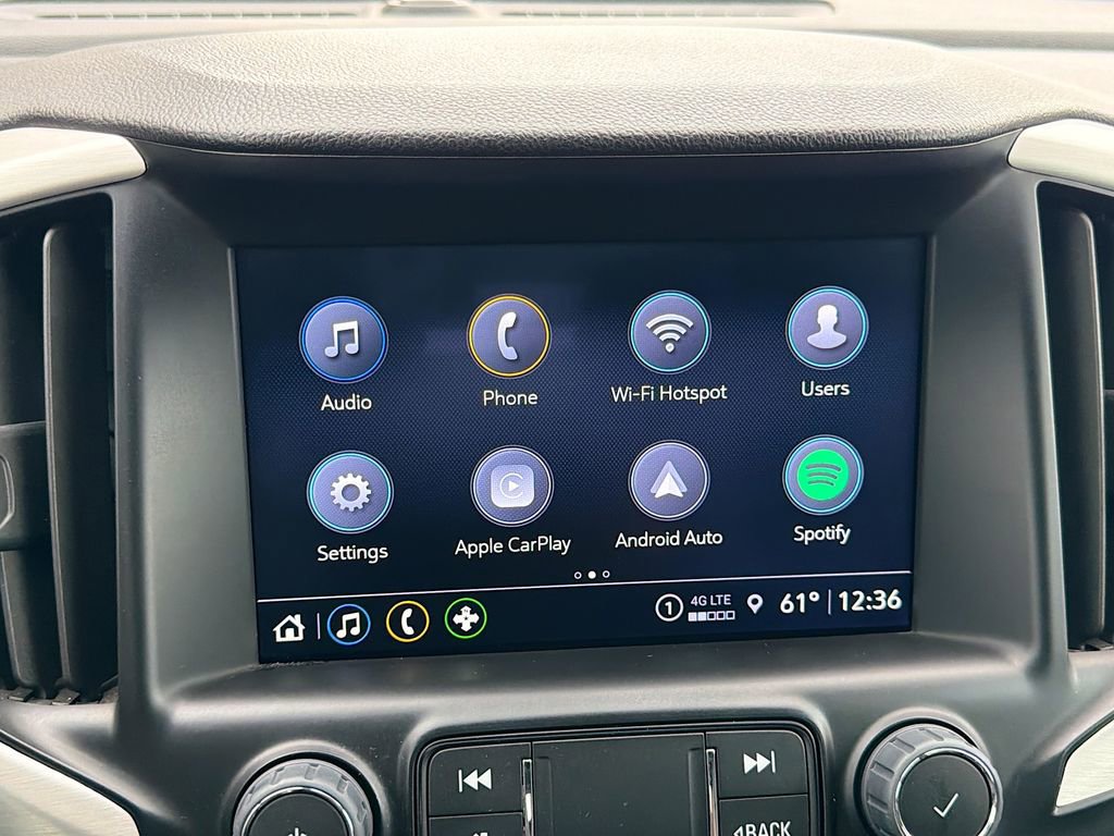 Used 2024 GMC Terrain SLT image 32