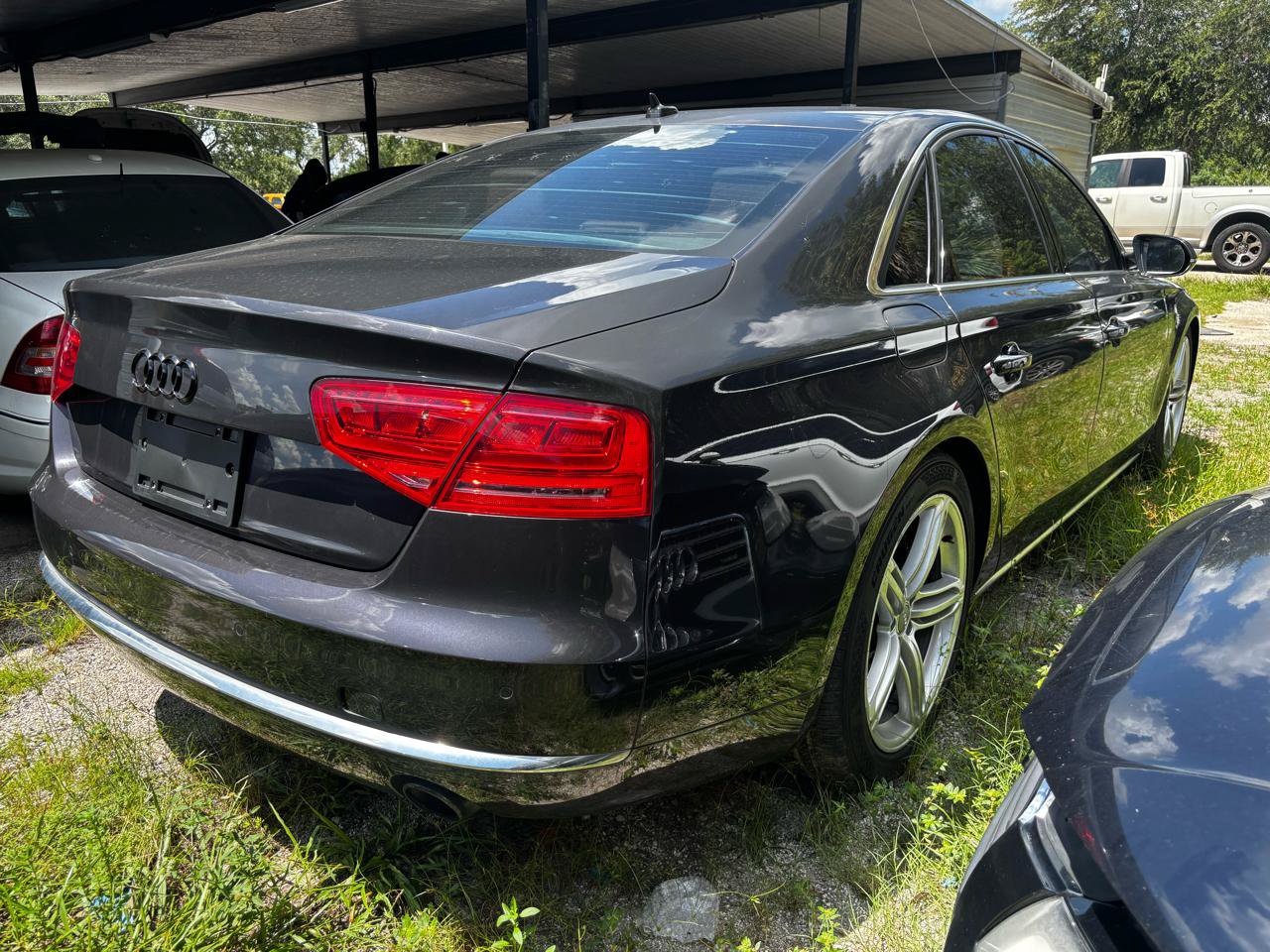 Used 2011 Audi A8 4.2 AWD/4WD image 5