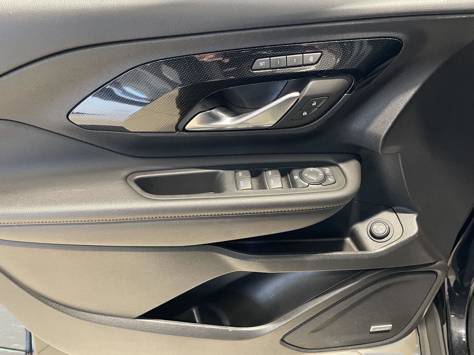 Used 2022 GMC Terrain AT4 w/ Infotainment Package II image 24