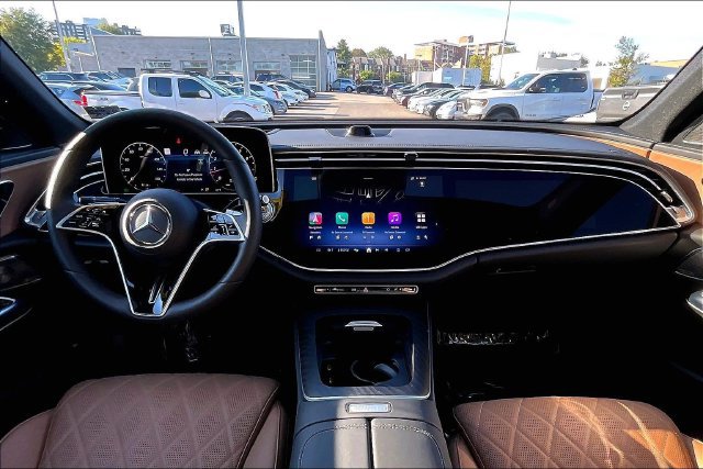 Certified 2024 Mercedes-Benz E 350 4MATIC Sedan image 12
