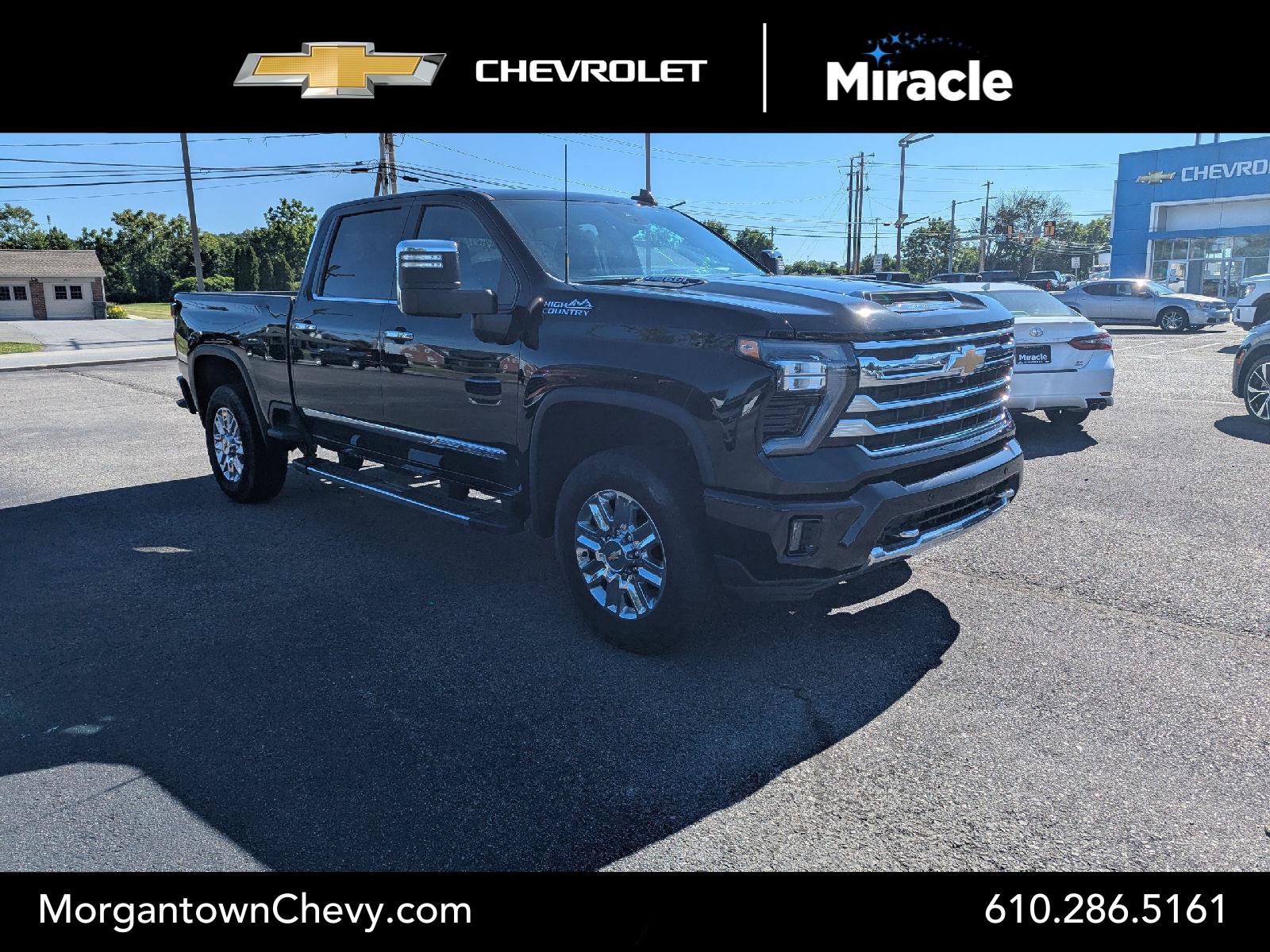 Used 2024 Chevrolet Silverado 2500 High Country w/ Technology Package AWD/4WD image 1