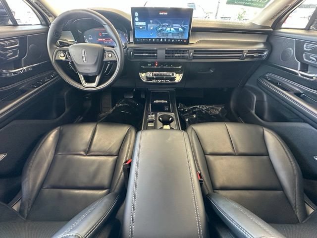 Certified 2025 Lincoln Corsair FWD w/ Equipment Group 101A image 20
