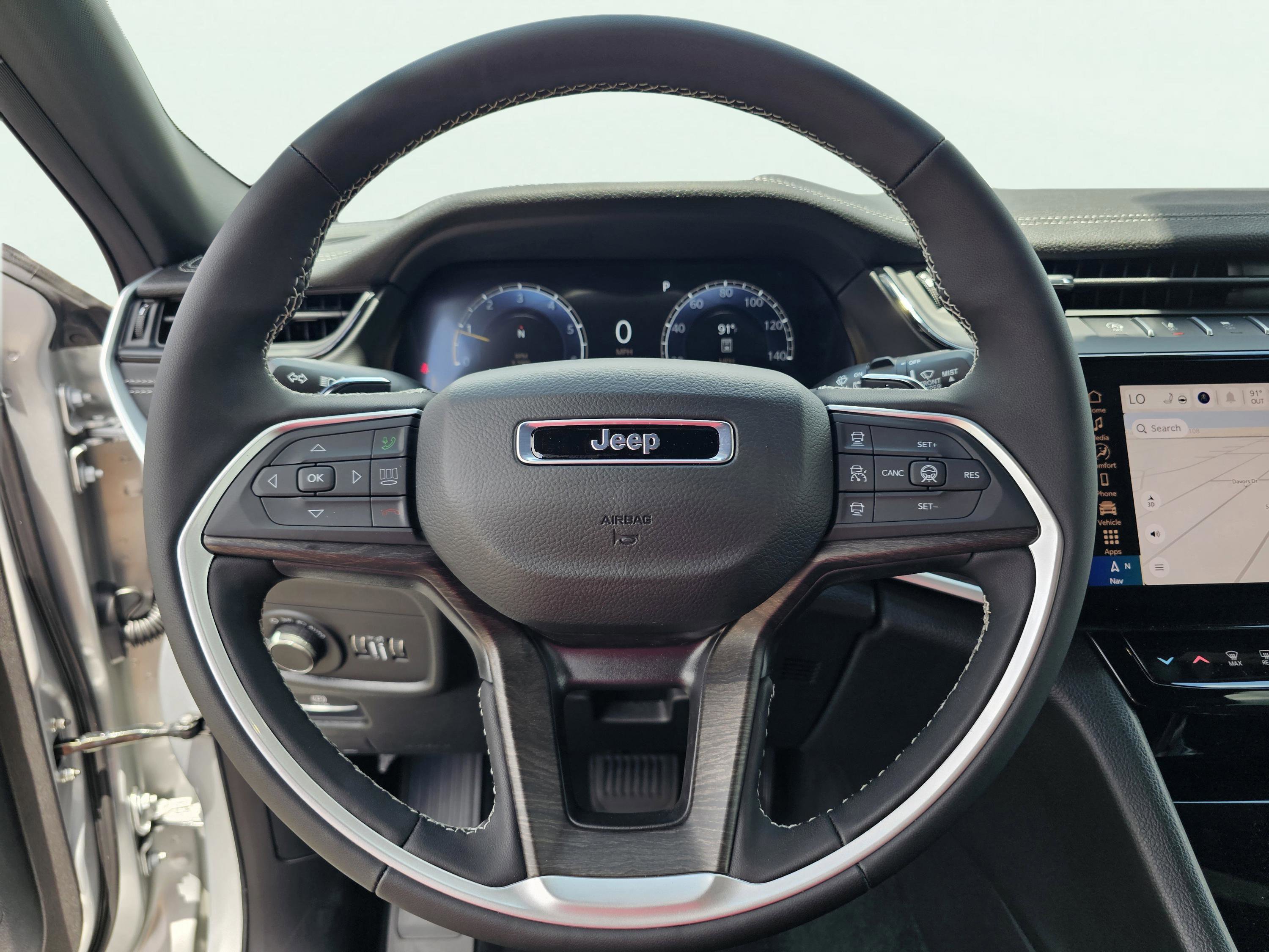 New 2026 Jeep Grand Cherokee Altitude RWD image 19
