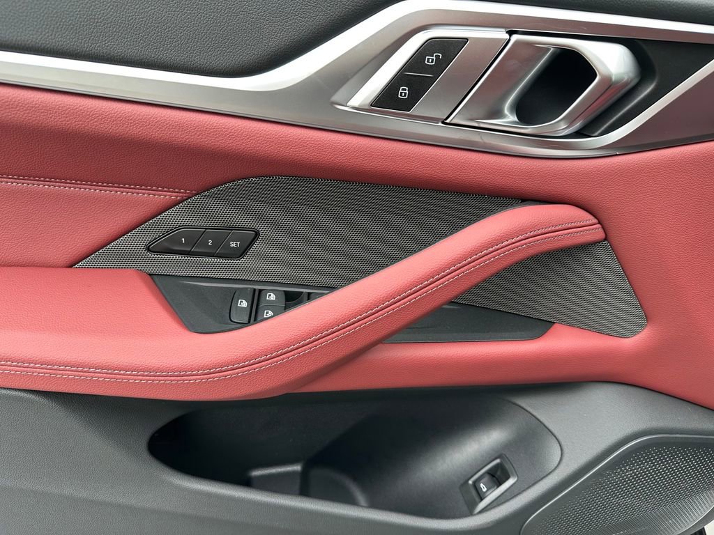 Used 2026 BMW i4 eDrive40 w/ M Sport Package image 17