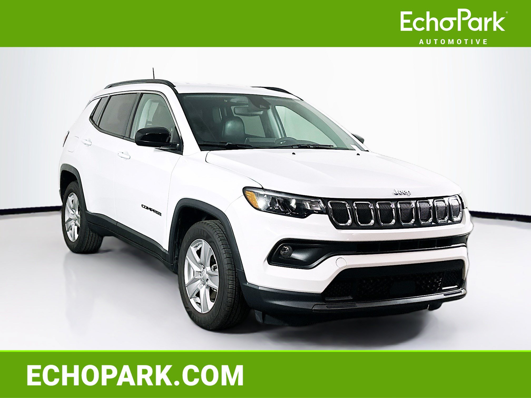 Used 2022 Jeep Compass Latitude FWD image 1
