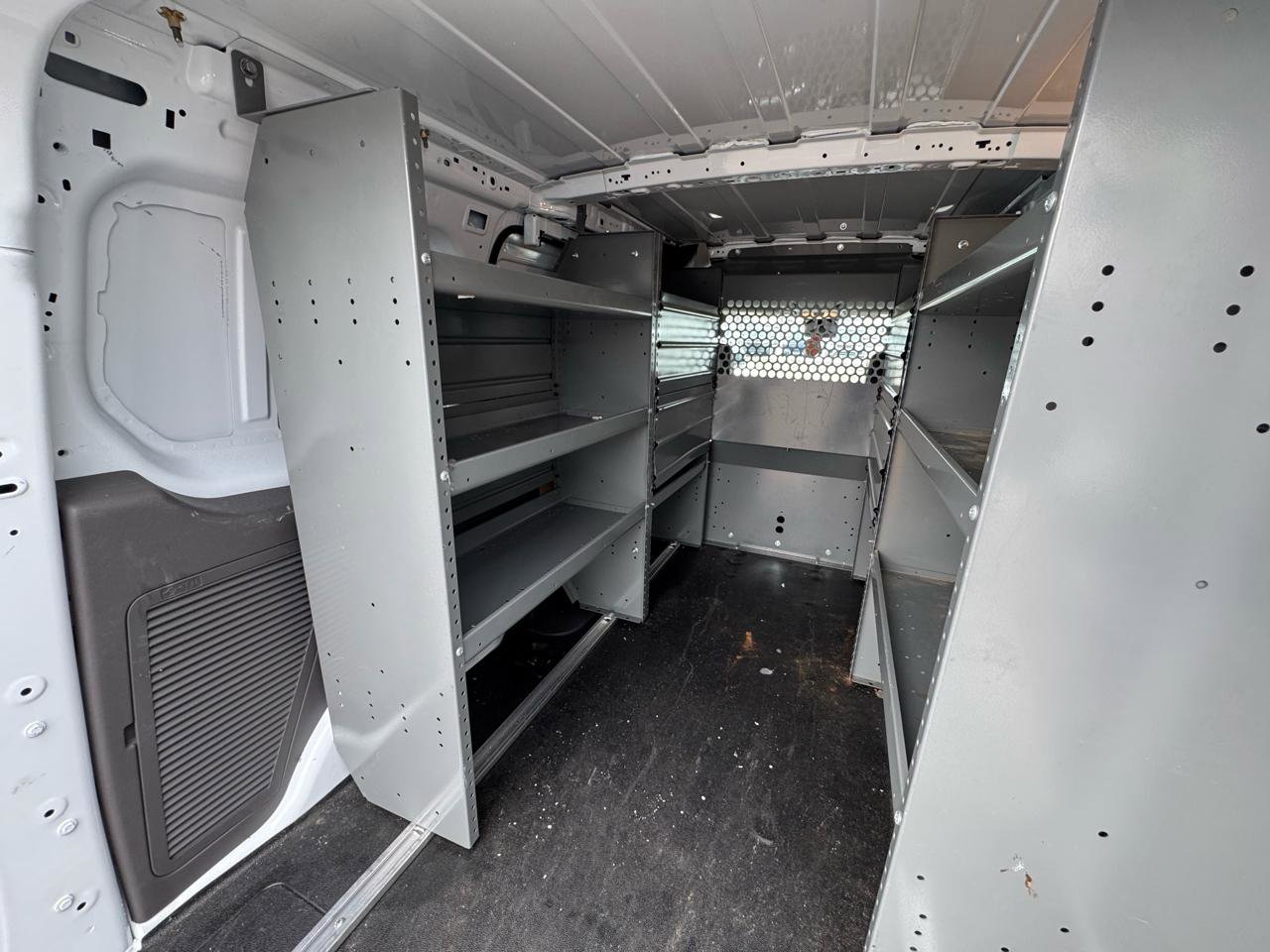 Used 2022 Ford Transit Connect XL image 12