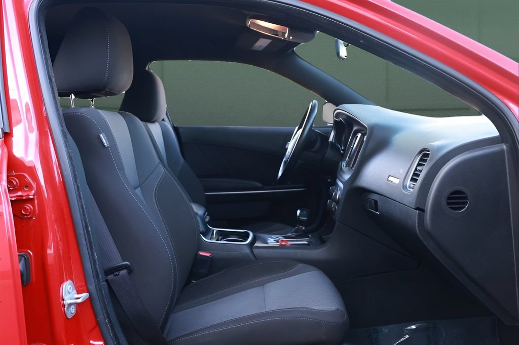 Used 2022 Dodge Charger SXT RWD image 24