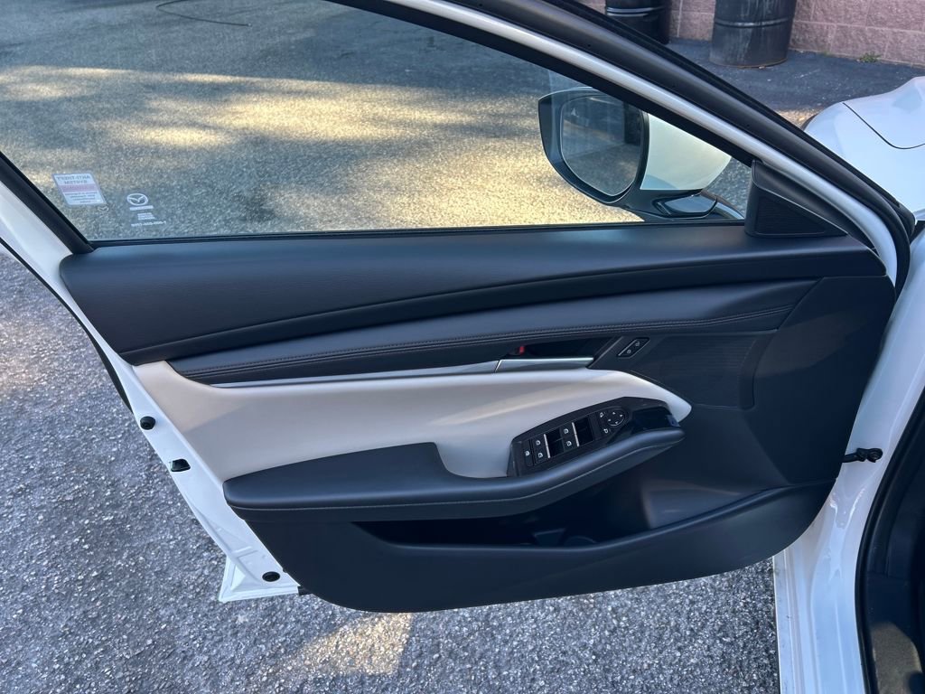New 2026 MAZDA MAZDA3 2.5 S Sedan w/ Preferred Pkg image 13