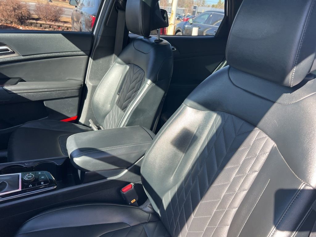 Certified 2023 Kia Sportage X-Line w/ X-Line Premium Package image 5