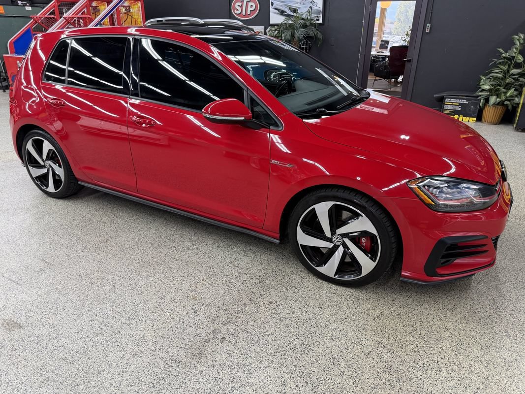 Used 2019 Volkswagen GTI SE FWD image 6
