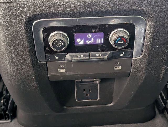 Certified 2023 Chevrolet Suburban Premier image 27