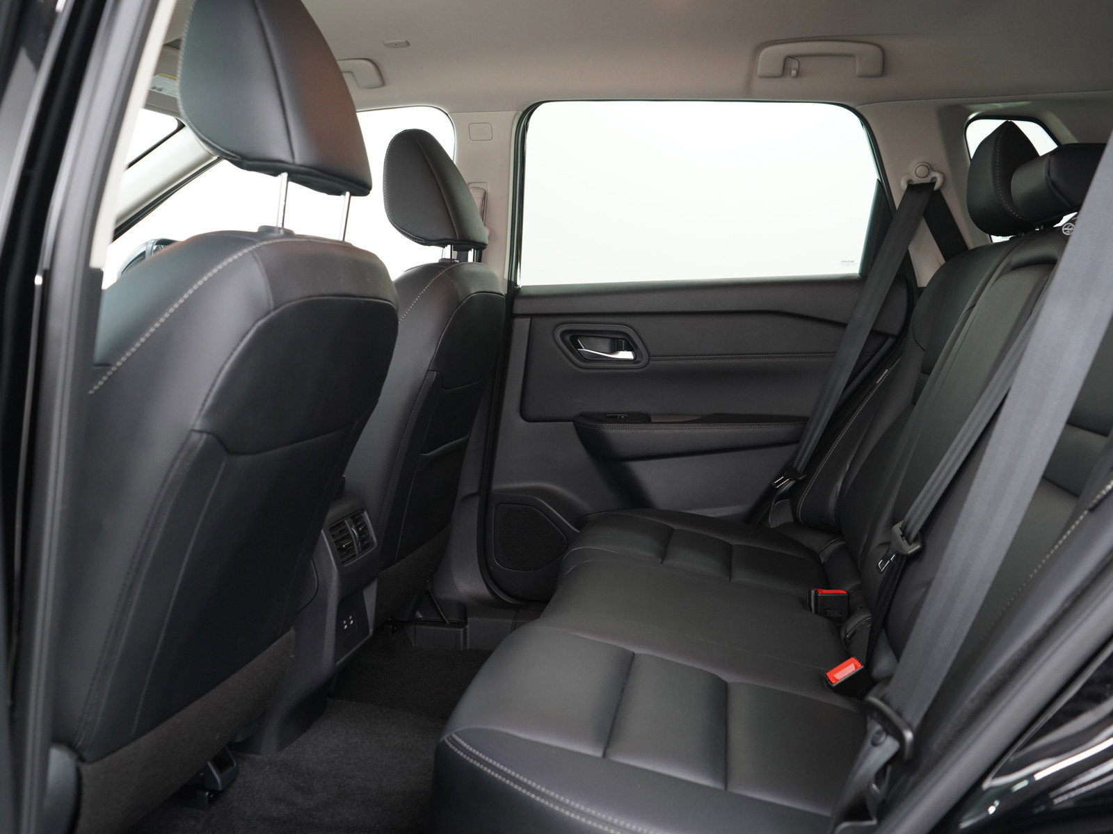 Used 2026 Nissan Rogue SL AWD/4WD image 22