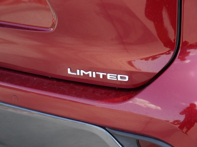Used 2021 Toyota Highlander Limited FWD image 17