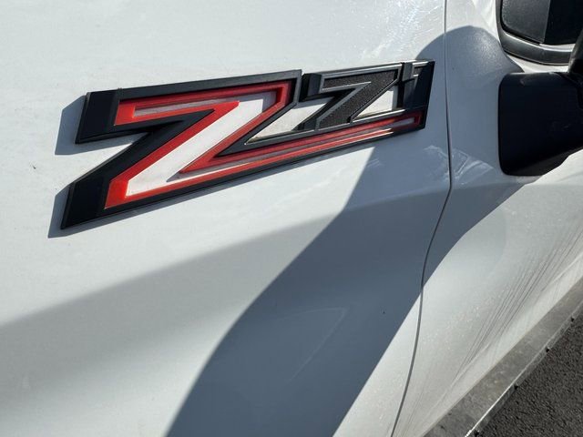 Used 2021 Chevrolet Silverado 1500 LT Trail Boss w/ Bed Protection Package image 4