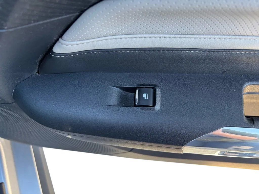 Used 2024 Ford Mustang Premium image 26