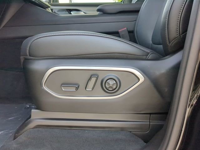 New 2025 Jeep Wagoneer Series II AWD/4WD image 19
