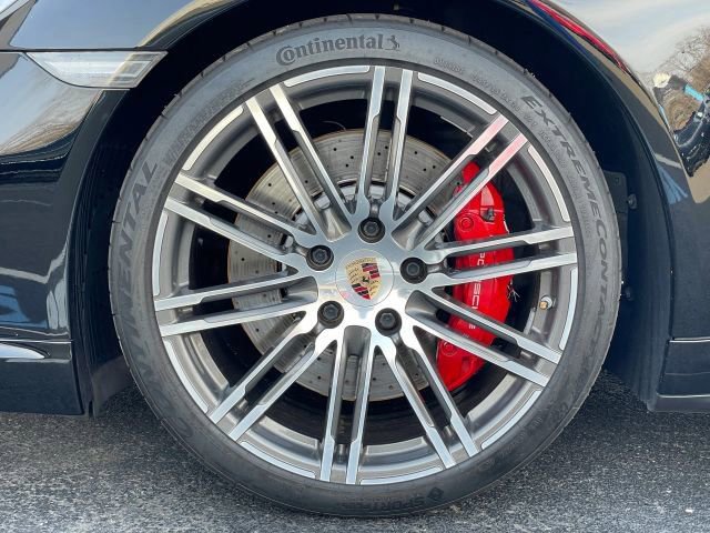 Used 2014 Porsche 911 Turbo image 17