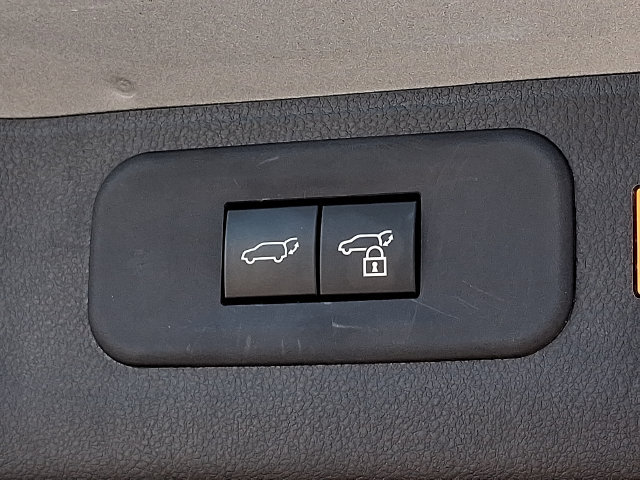 Used 2025 Lexus TX 500h AWD w/ Technology Package image 28
