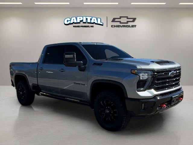 Used 2025 Chevrolet Silverado 2500 LTZ w/ LTZ Plus Package image 7