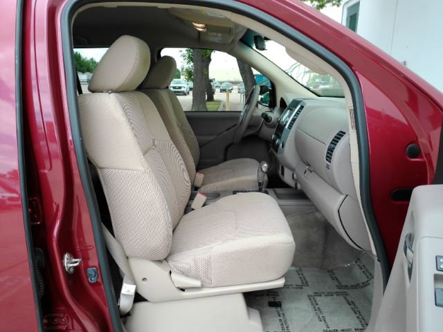 Used 2018 Nissan Frontier SV RWD image 18