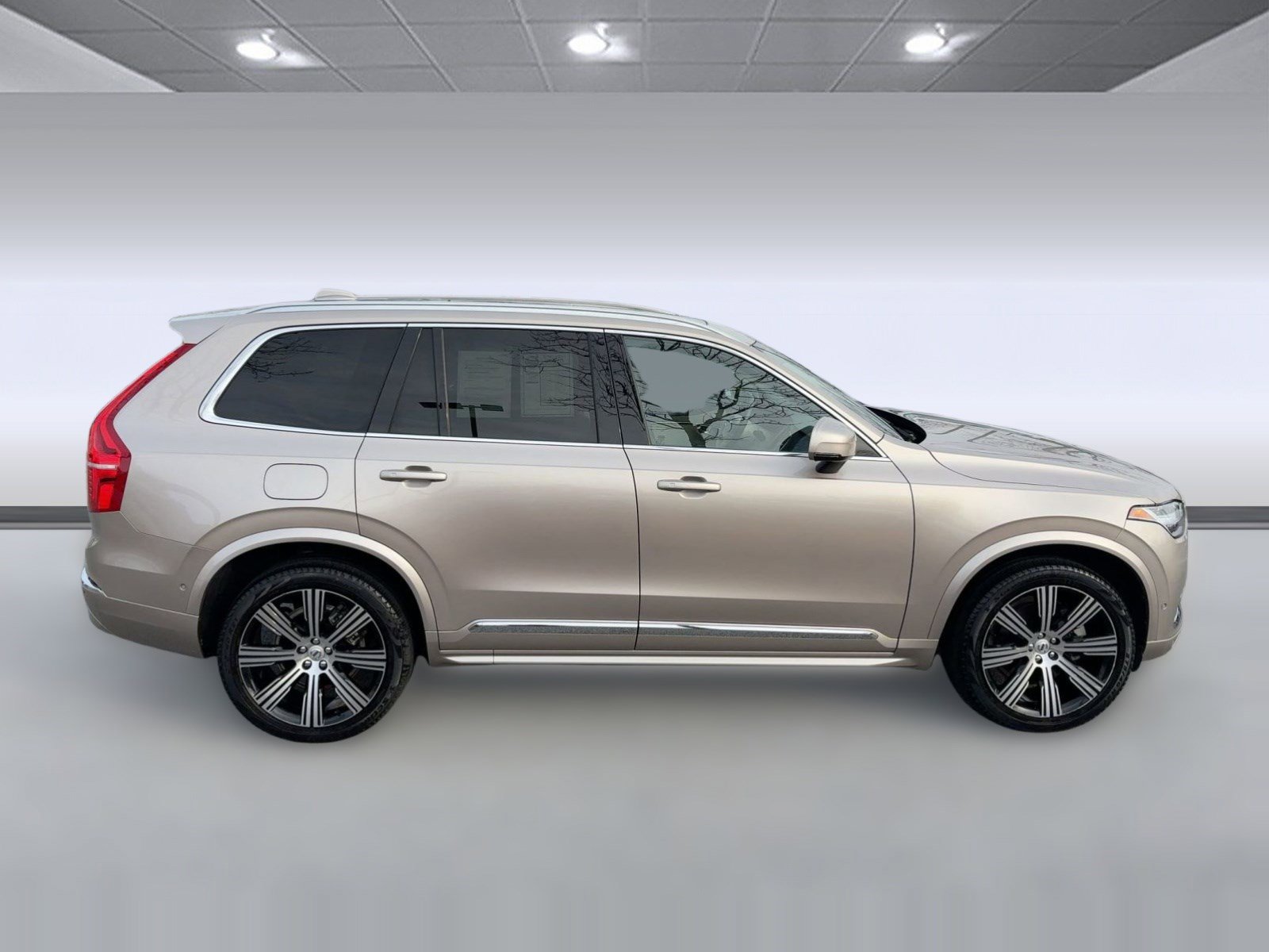 Certified 2023 Volvo XC90 B6 Ultimate image 8