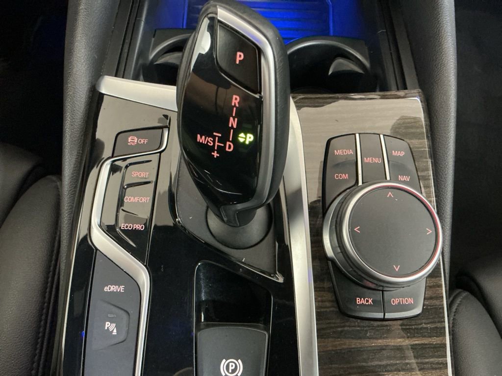 Used 2020 BMW 530e image 18