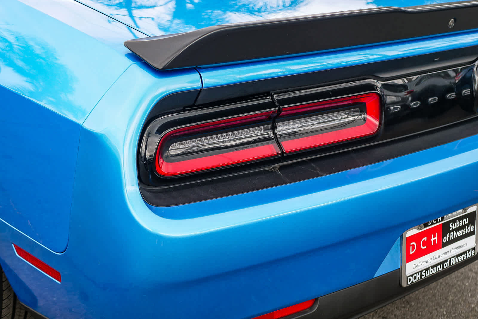 Used 2023 Dodge Challenger SXT w/ Blacktop Package RWD image 7