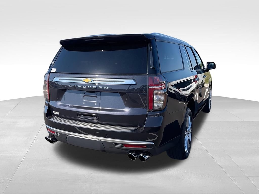 Used 2024 Chevrolet Suburban High Country AWD/4WD image 8
