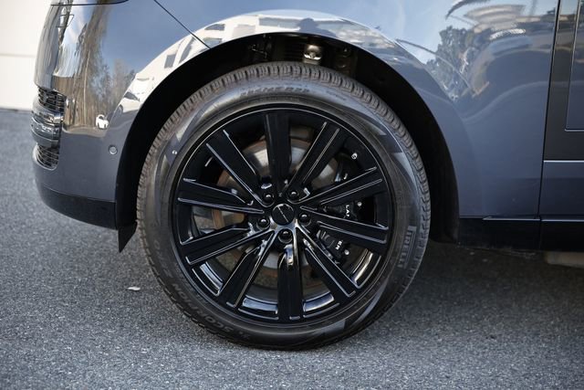 New 2026 Land Rover Range Rover SE image 5