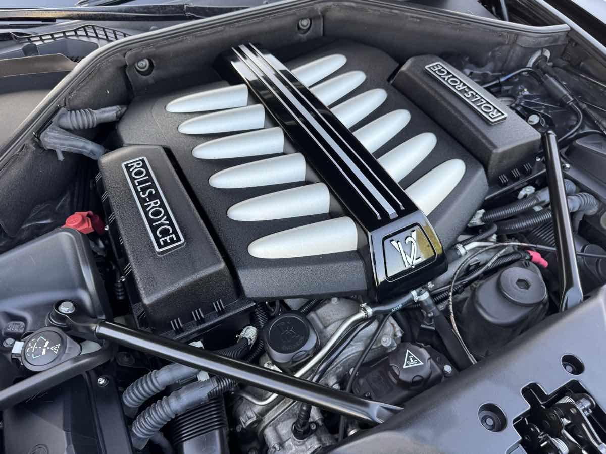 Used 2014 Rolls-Royce Wraith image 30