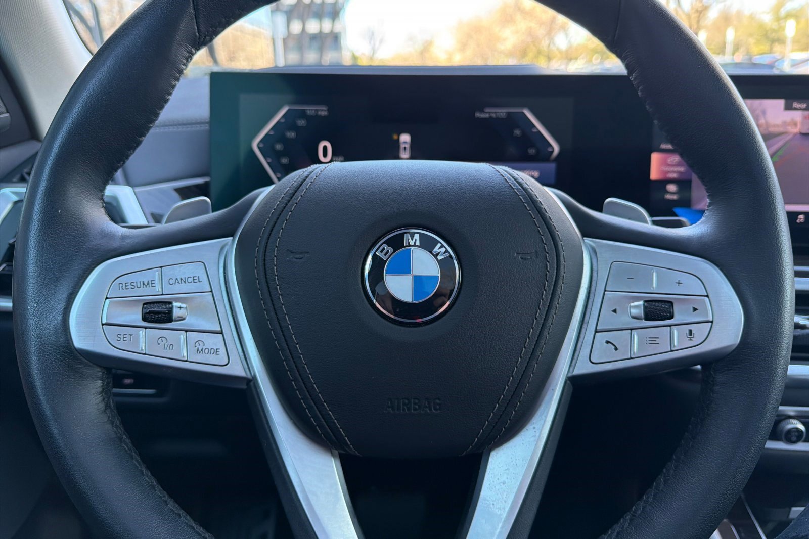 Certified 2024 BMW X7 xDrive40i w/ Premium Package image 32