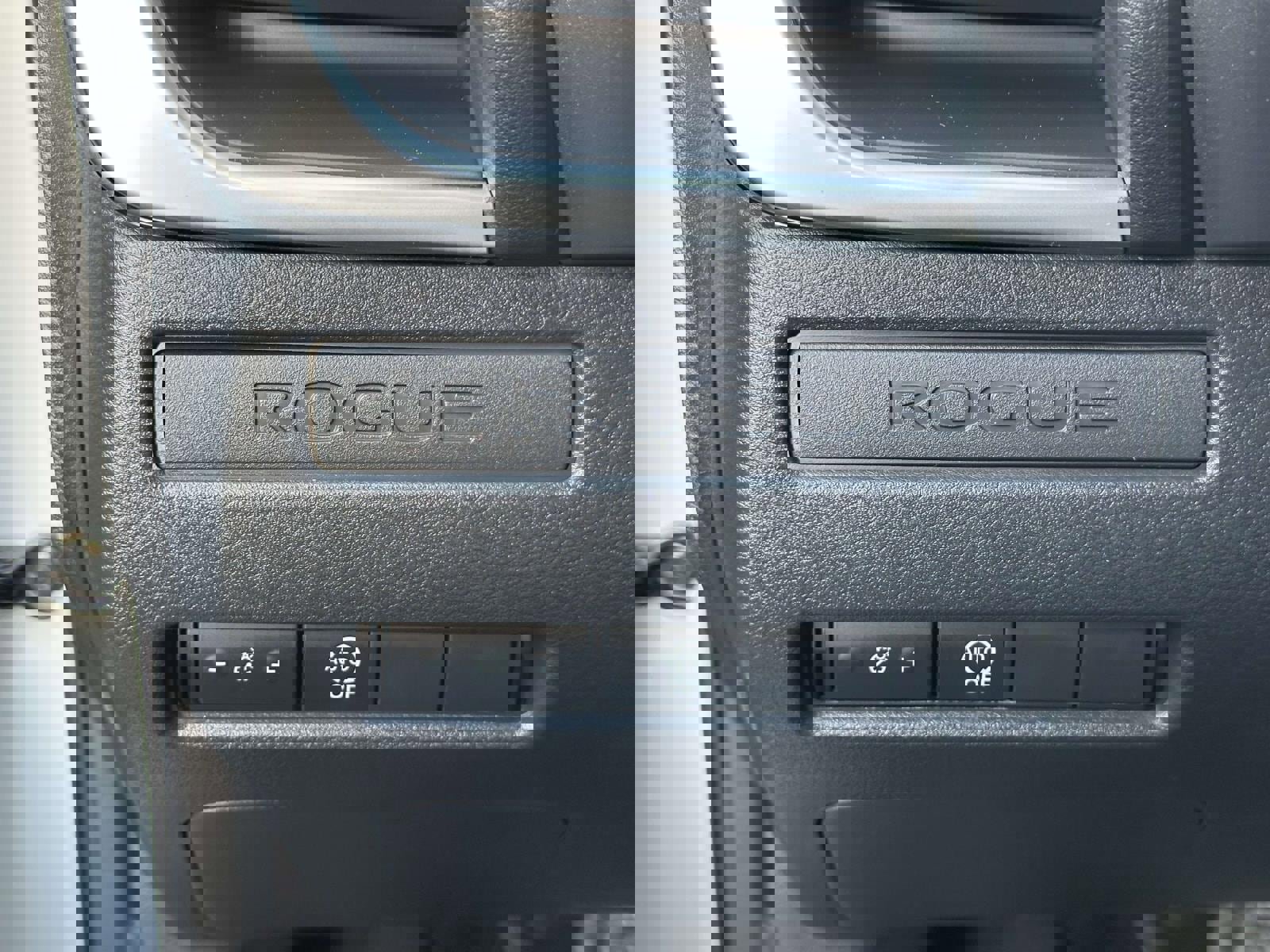 Used 2025 Nissan Rogue S image 31