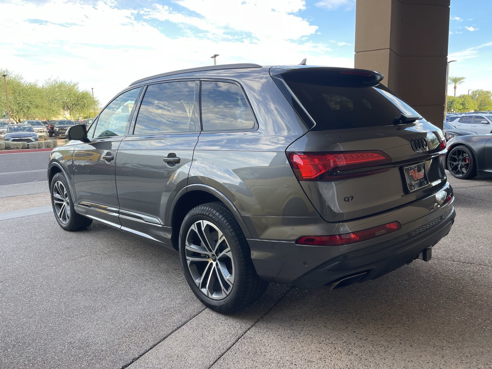 Used 2025 Audi Q7 2.0T Premium Plus w/ Premium Plus Package AWD/4WD image 7