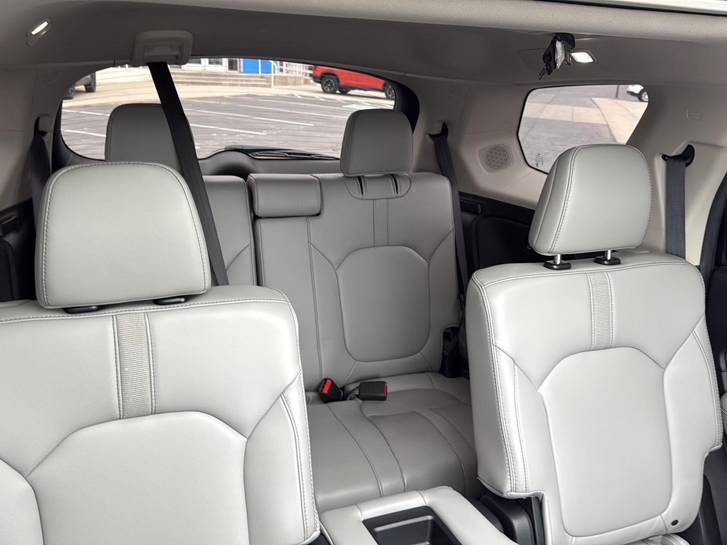 Certified 2023 Honda Pilot Touring image 43