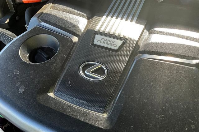 Used 2025 Lexus LX 700h Overtrail w/ Accessory Package (Z1) AWD/4WD image 32