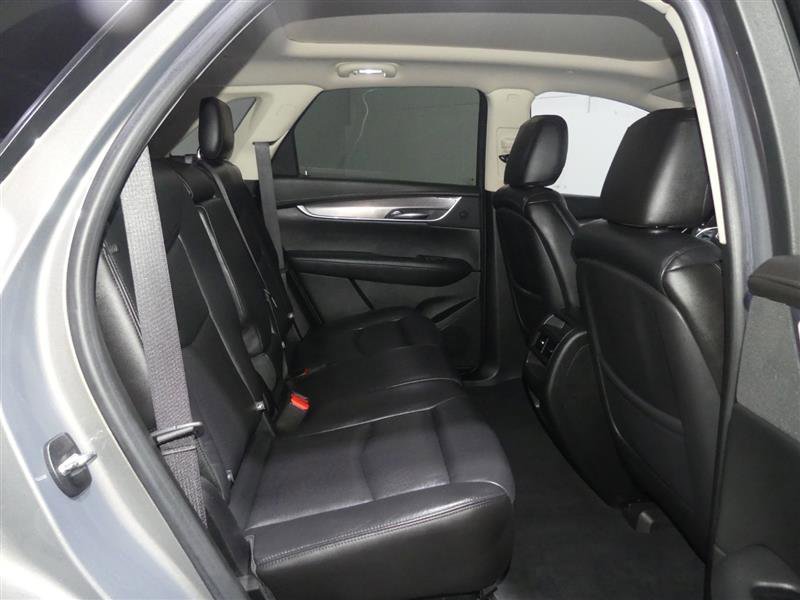 Used 2018 Cadillac XT5 Luxury w/ Driver Awareness Package image 29