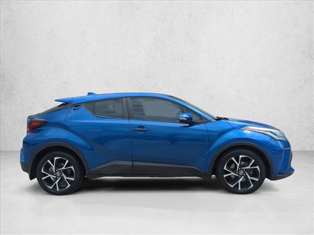 Used 2021 Toyota C-HR XLE FWD image 4