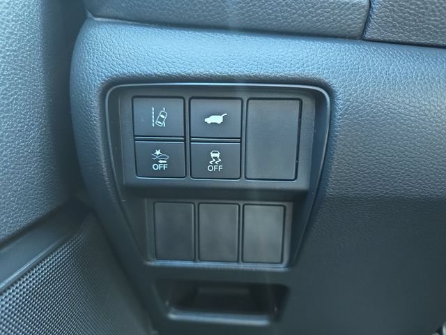 Used 2017 Honda CR-V Touring image 27