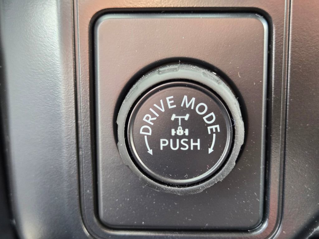 New 2026 Ford F350 Lariat image 22