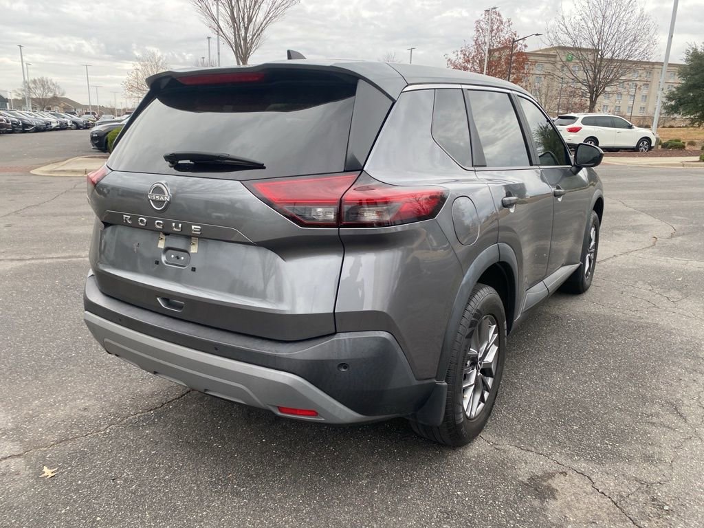 Used 2023 Nissan Rogue S image 7