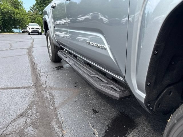 Used 2026 Toyota Tacoma SR5 AWD/4WD image 43