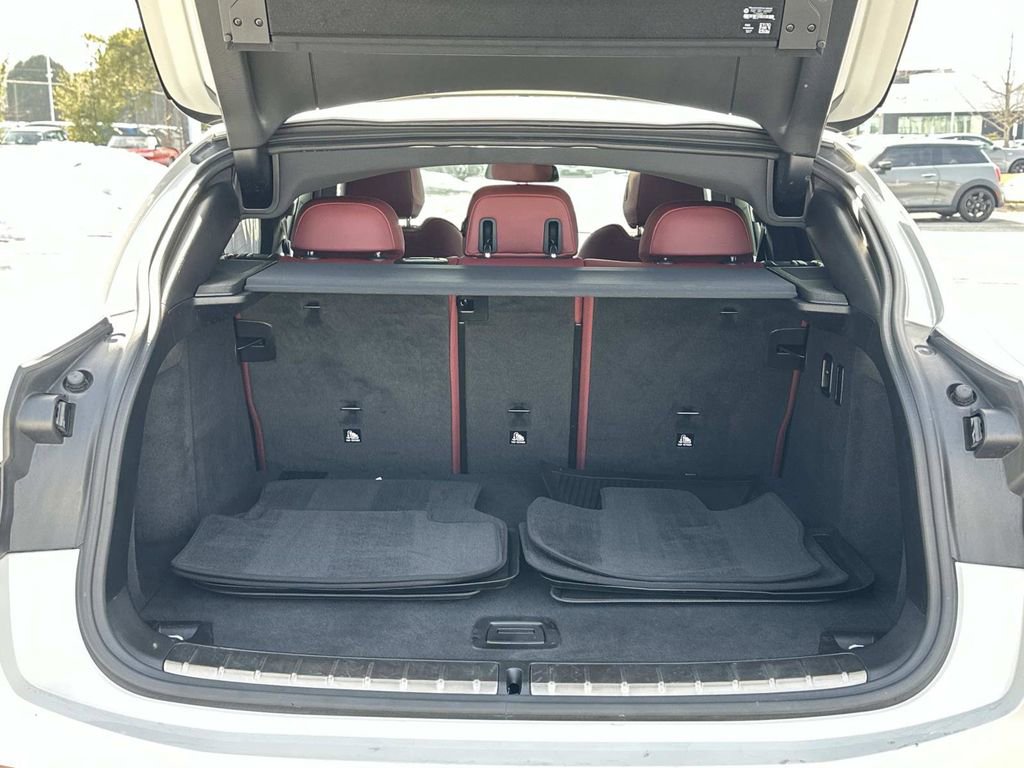 Used 2023 BMW X4 xDrive30i w/ Convenience Package image 26