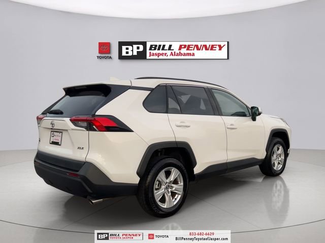 Used 2020 Toyota RAV4 XLE w/ Convenience Package image 5
